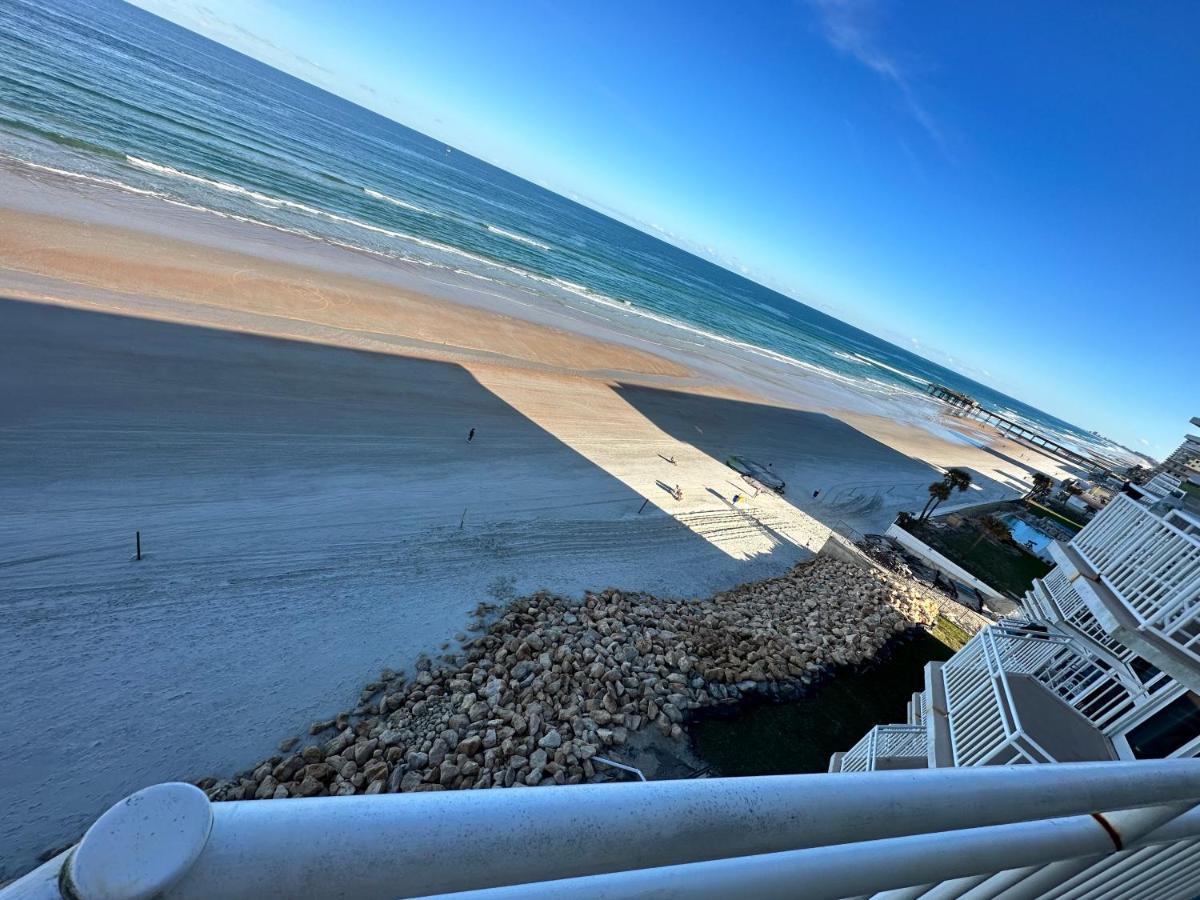 Beach Oasis 704 Lovely Daytona Ocean Front For 5 Sleeps Up To 12 Daytona Beach Exterior foto